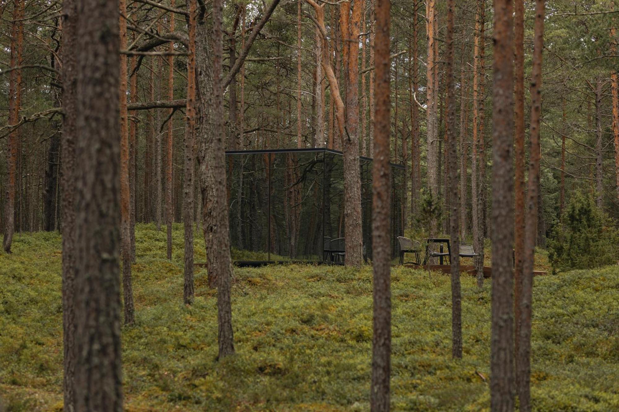 Oeoed Hoetels Lohusalu Leida & Enno Laulasmaa Esterno foto